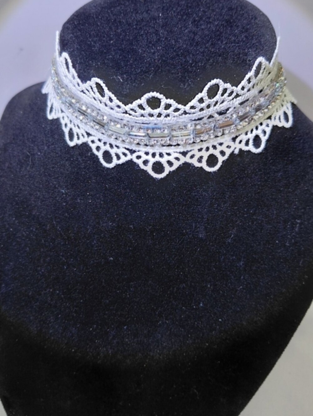 Stunning Choker